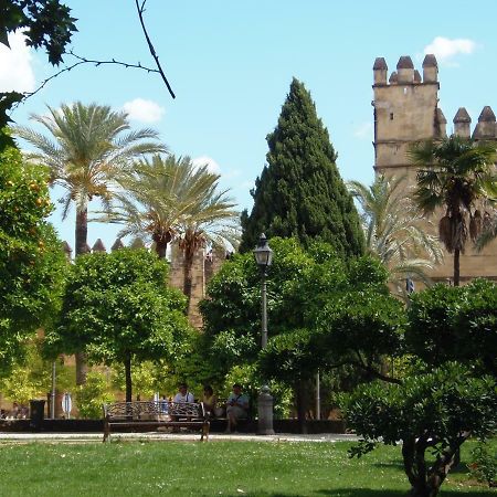 La Retama Del Alcazar Apartment Kordoba Bagian luar foto